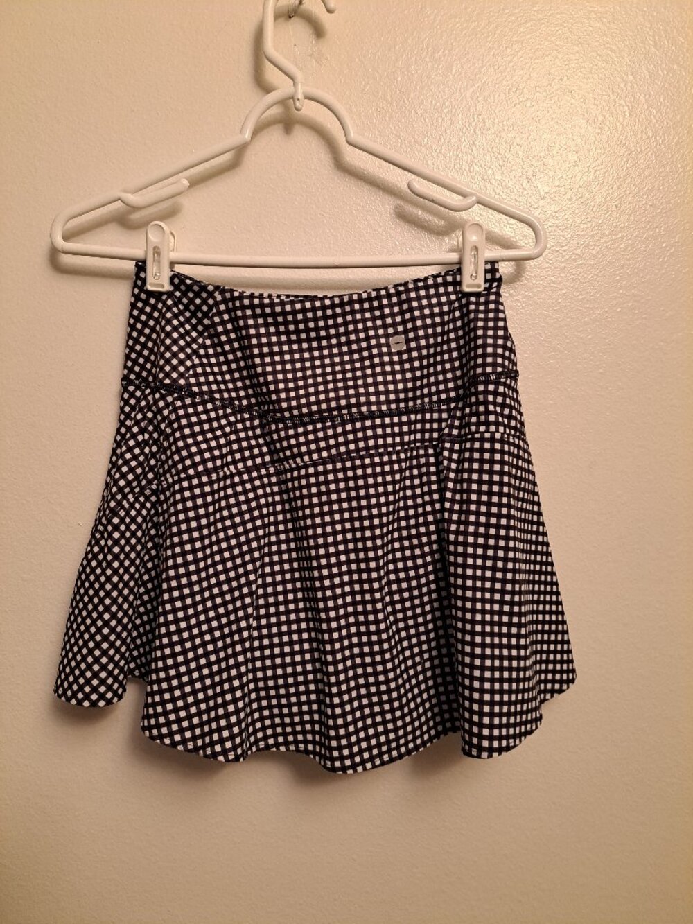 Avia Women's Court Skort, with Built-In Shorts. Checkered/Black Soot Gingham - Picture 4 of 9